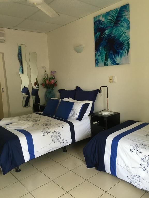 Black Marlin Motel Innisfail Buitenkant foto