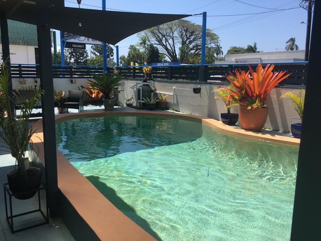 Black Marlin Motel Innisfail Buitenkant foto